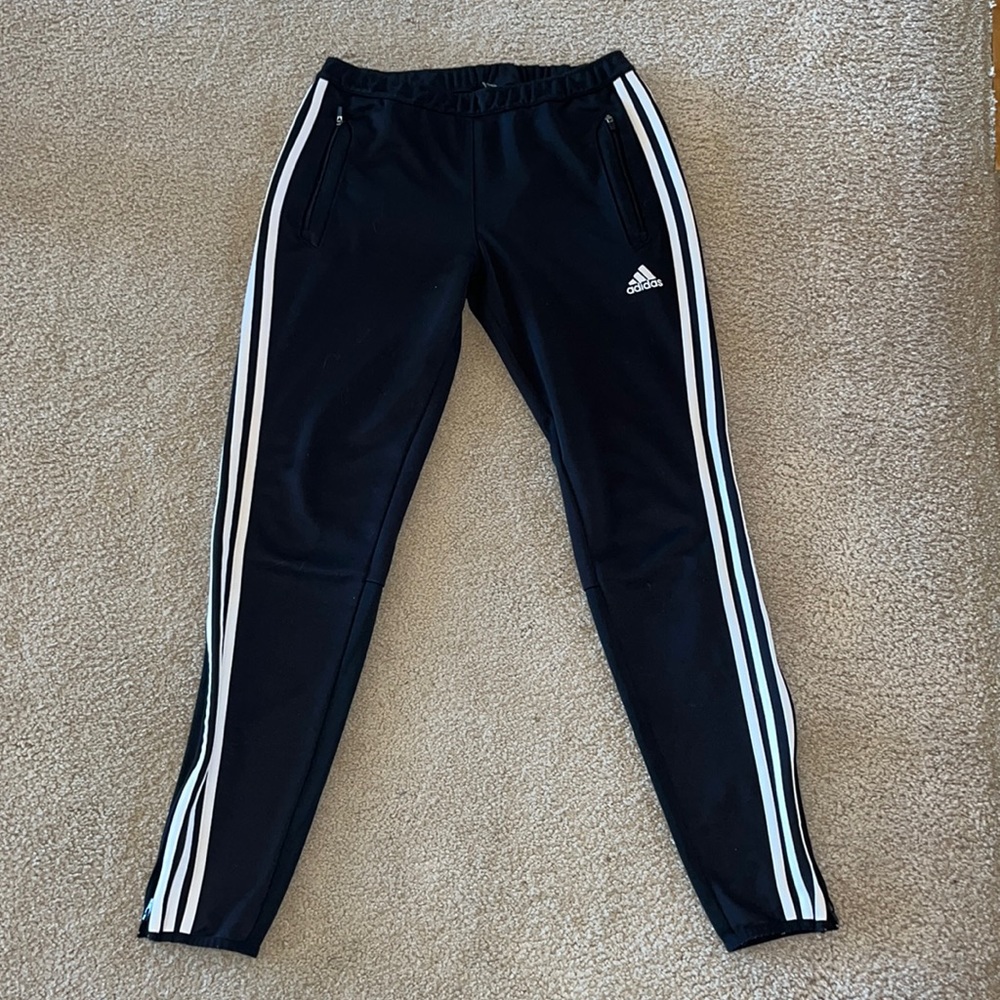 Adidas Jogger’s - no stains